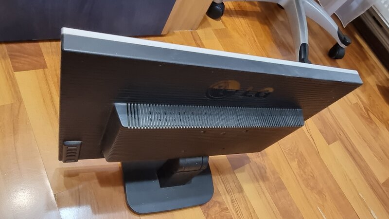 Monitor LG 19 inch PC ieftin.